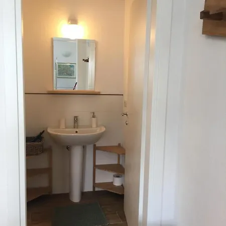 Aubert 64 アオスタ